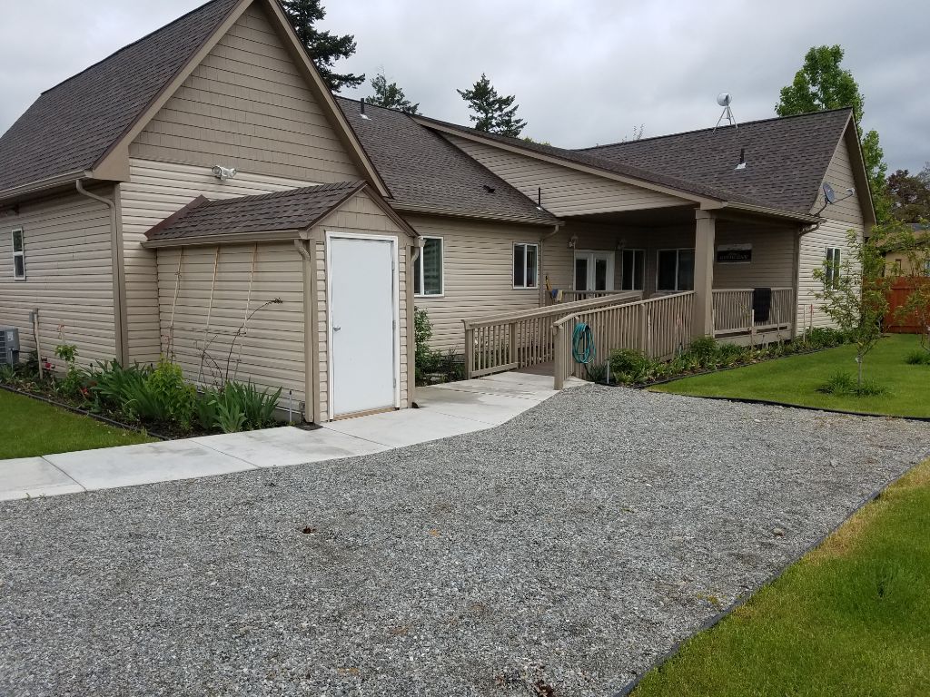 Lenas Gentle Care Princeton Facility Living Room